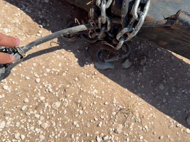 20'-header-trailer-image-11