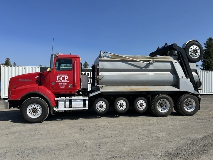 2015-western-star-4900sb-image-2