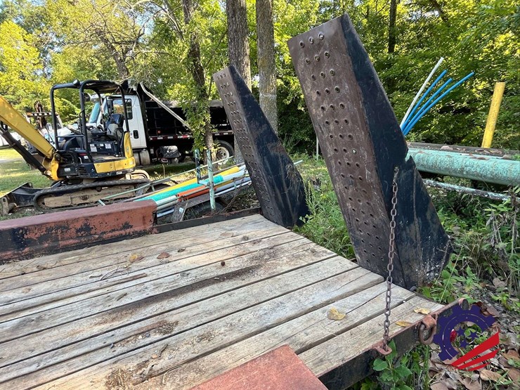 16’x6’4”-t/a-equipment-tag-trailer-image-16
