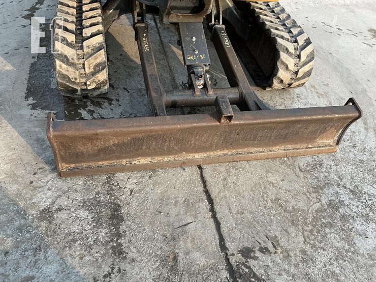 2019-deere-35g-image-12
