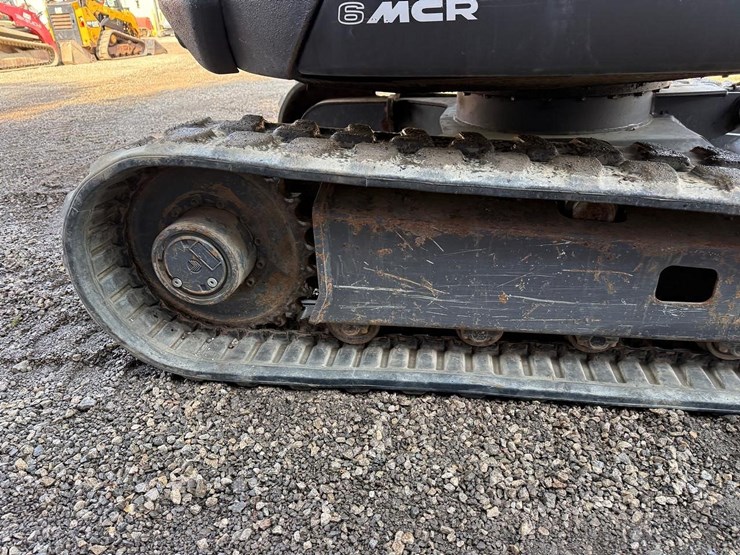 2019-mecalac-6mcr-image-12