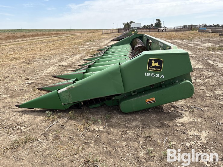 2011-john-deere-1253a-image-8