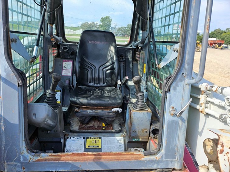takeuchi-tl140-image-34