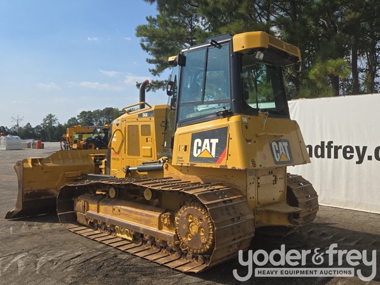 2020-caterpillar-d6k2-lgp-image-3