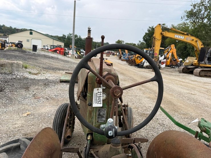 john-deere-m-image-14