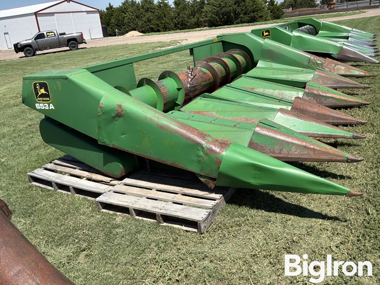 1981-john-deere-653a-image-4