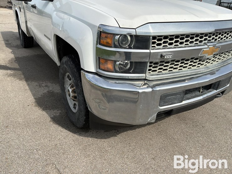 2019-chevrolet-silverado-2500-image-17