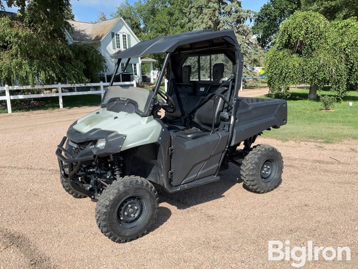2023-pioneer-4x4-image-1