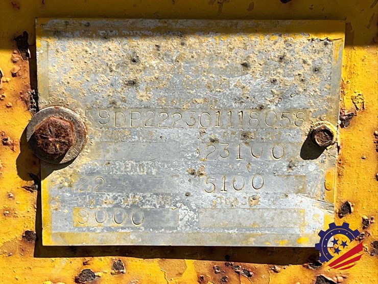 dual-t/a-equipment-tag-trailer-image-31