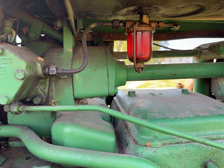 john-deere-70-image-34