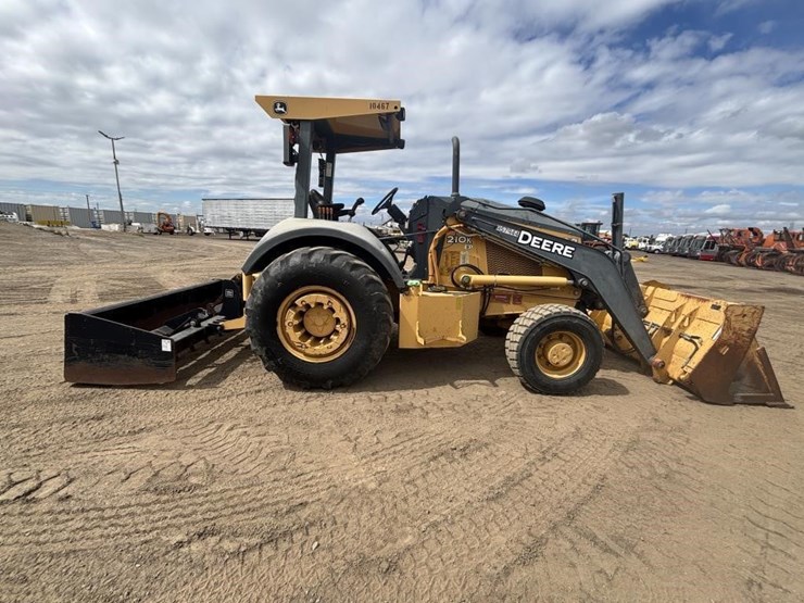 2013-deere-210k-ep-image-7