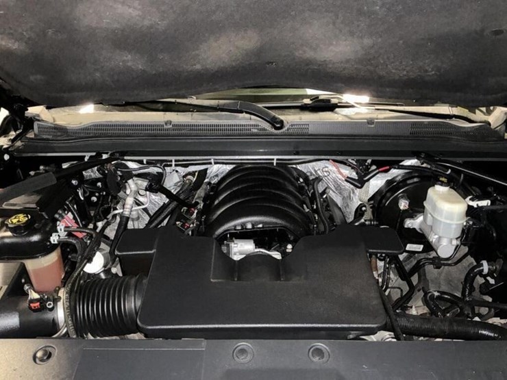 2015-chevrolet-tahoe-image-11