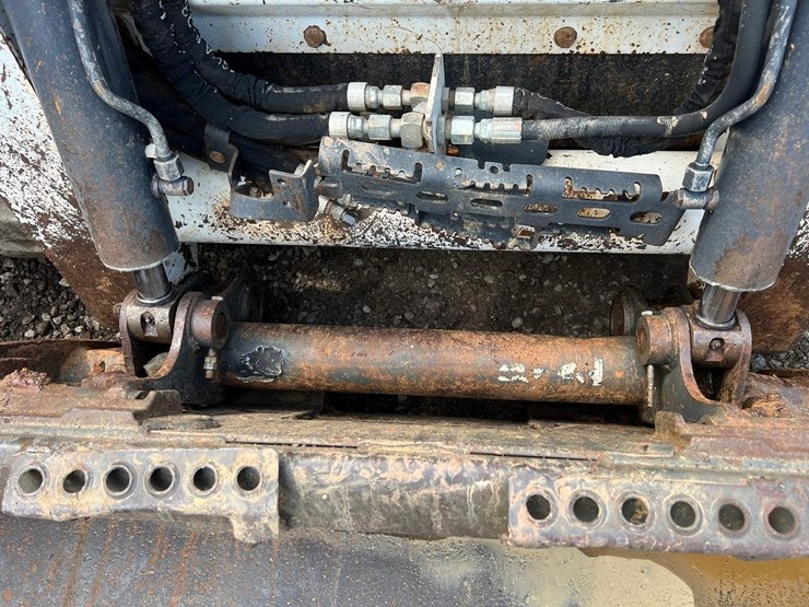 2019-bobcat-t770-image-11