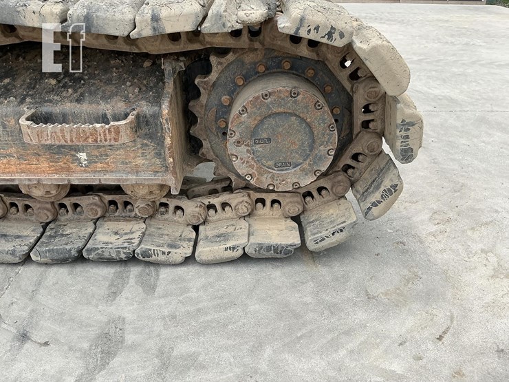 2020-bobcat-e145-image-9