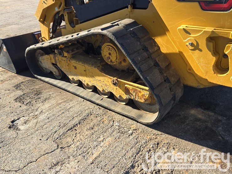 2023-caterpillar-289d3-image-10