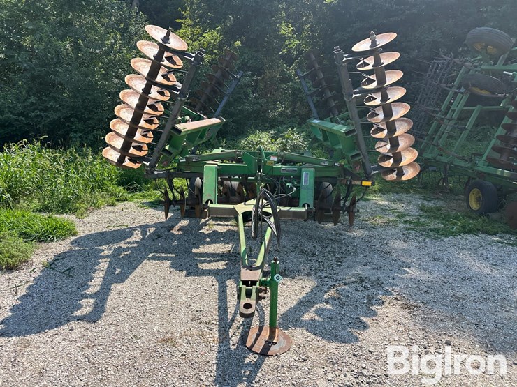 john-deere-630-image-2