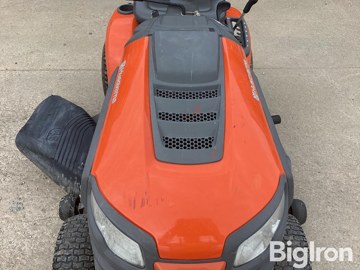 2012-husqvarna-yth20k46-image-13