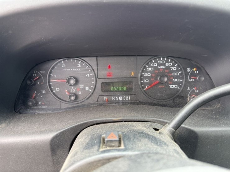 2006-ford-f350-xl-image-26