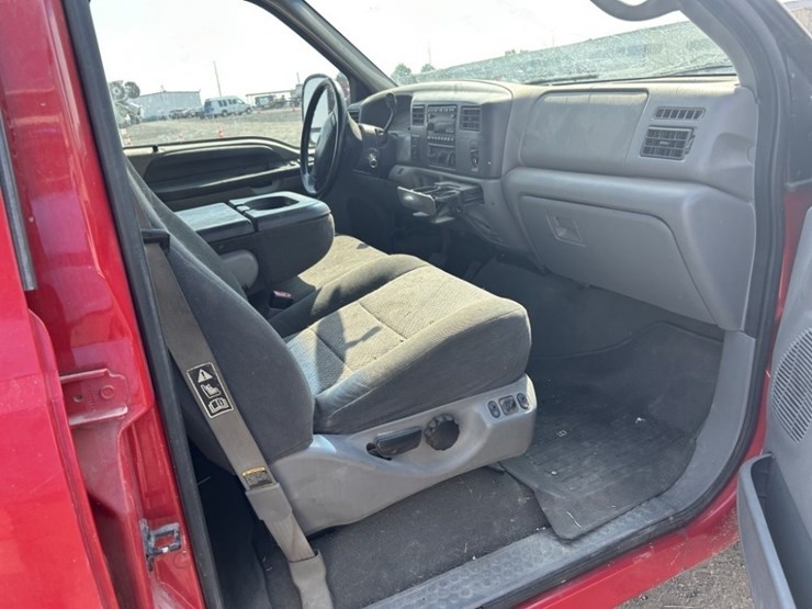 2002-ford-f350-xlt-image-15
