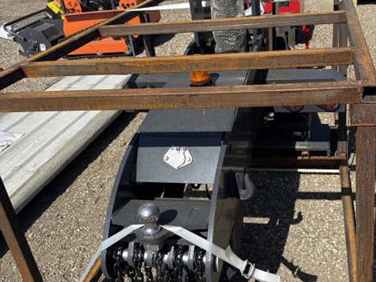 #36-•-fifth-wheel-wrecker-attachment---ft-te780-image-5