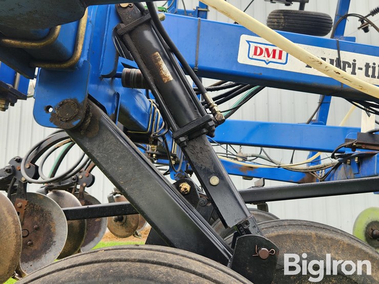 2004-case-ih-5310-image-15
