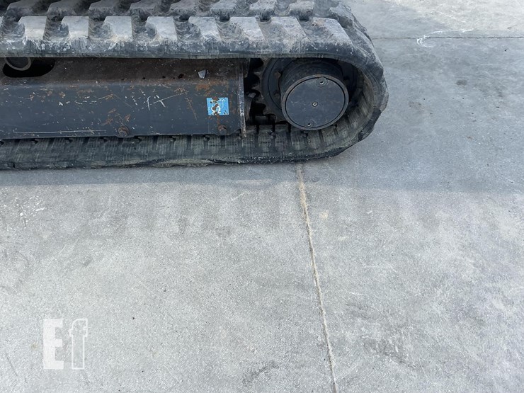 2018-deere-26g-image-9