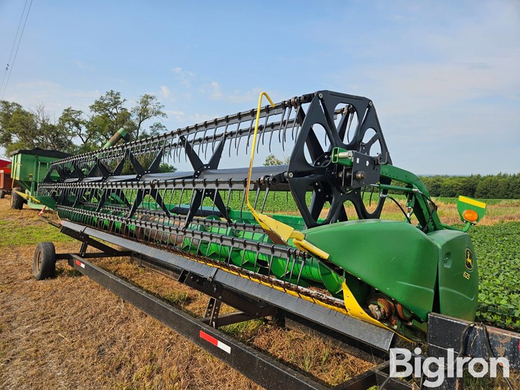 2012-john-deere-625f-image-3