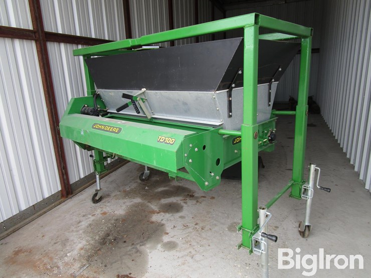 john-deere-td100-image-1