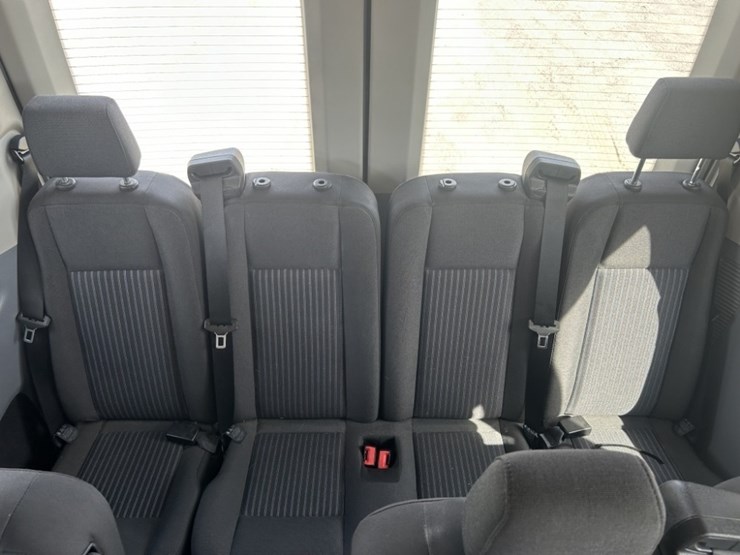 2018-ford-transit-image-30