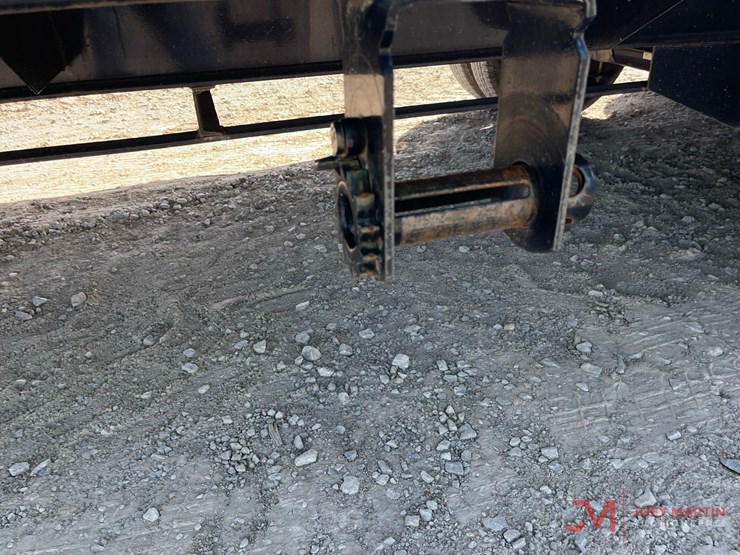 2022-pj-t/a-40'-gooseneck-trailer-image-8