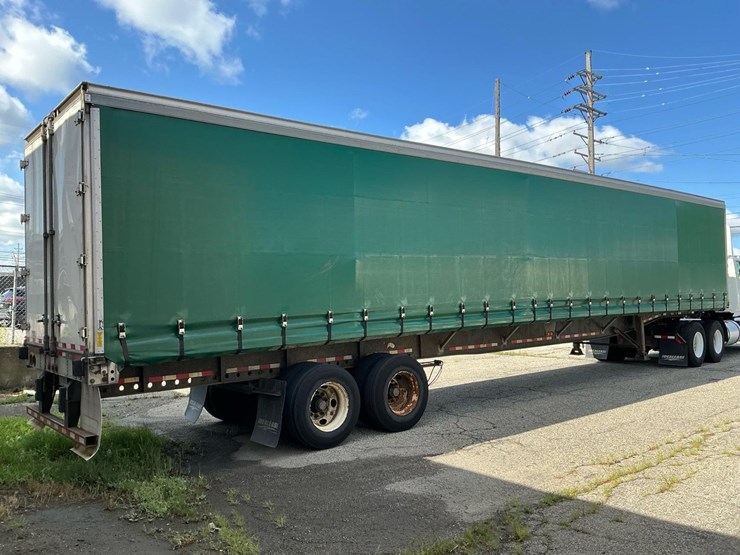 #204-•-40’-curtainside-trailer-image-2