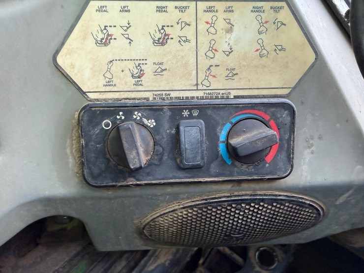 2013-bobcat-t650-image-26