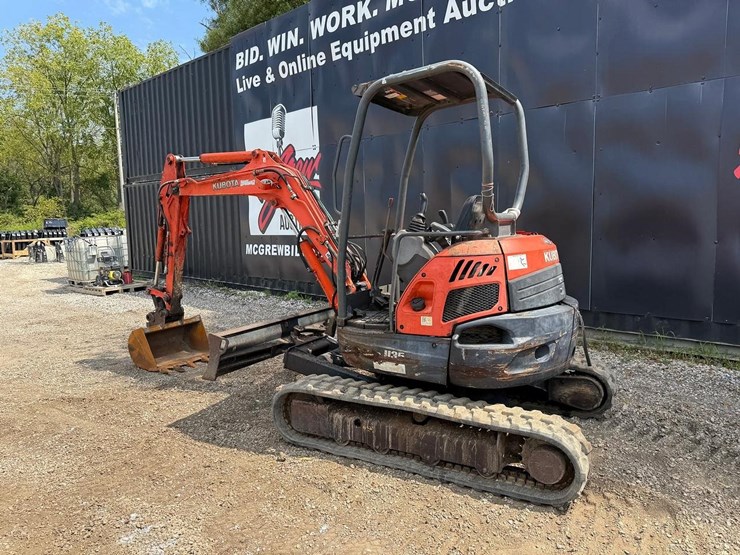 2011-kubota-u35-image-2