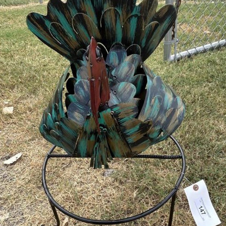 #147 • Metal Art - Peacock on Stand