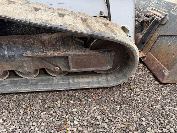 2023-bobcat-t650-image-14