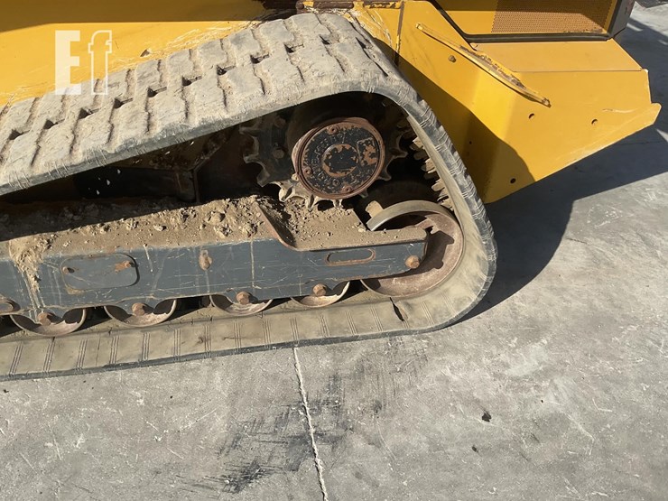 2021-deere-333g-image-9