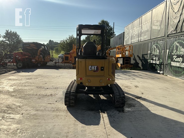 2022-caterpillar-302.7cr-image-3