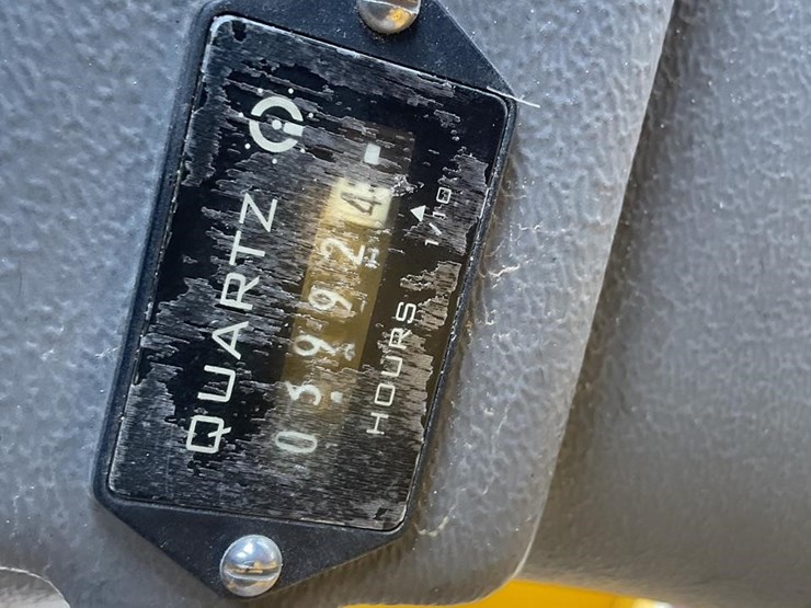 2019-load-lifter-2214-5e-image-13