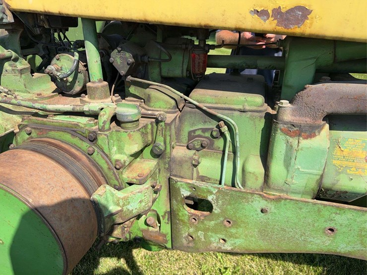 john-deere-730-image-28