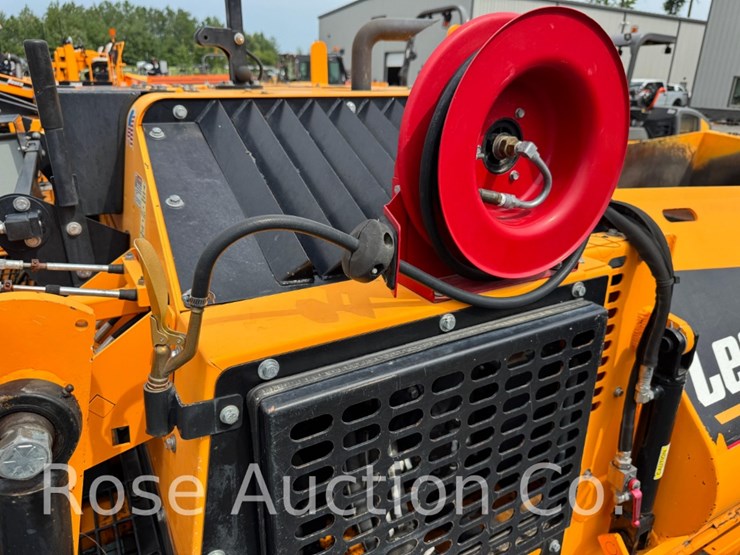 2021-leeboy-8500e-image-22