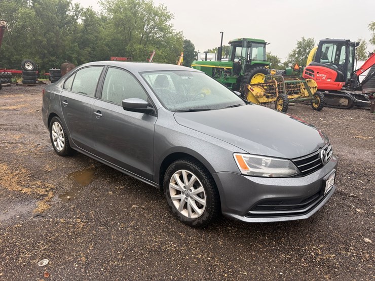 #55-•-2015-volkswagen-jetta-image-7