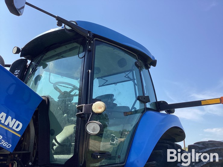 2013-new-holland-t8.360-image-16