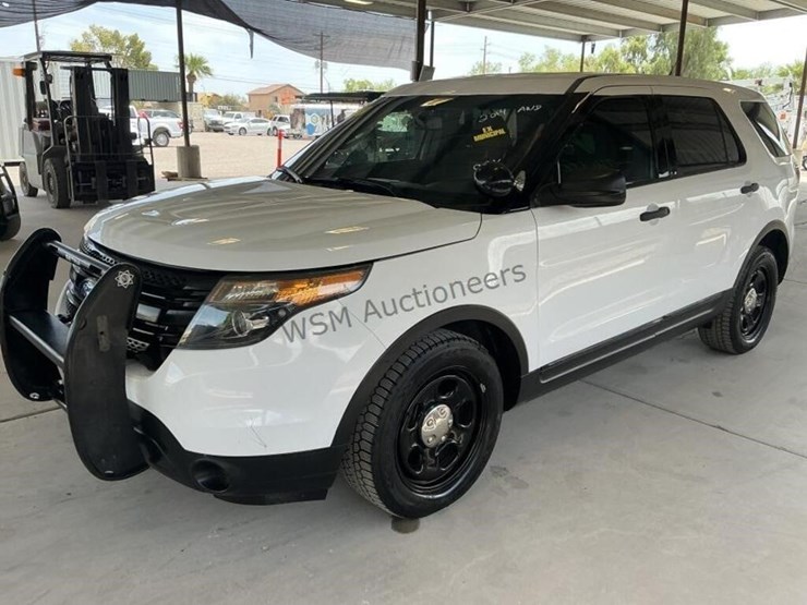 2014-ford-explorer-image-4