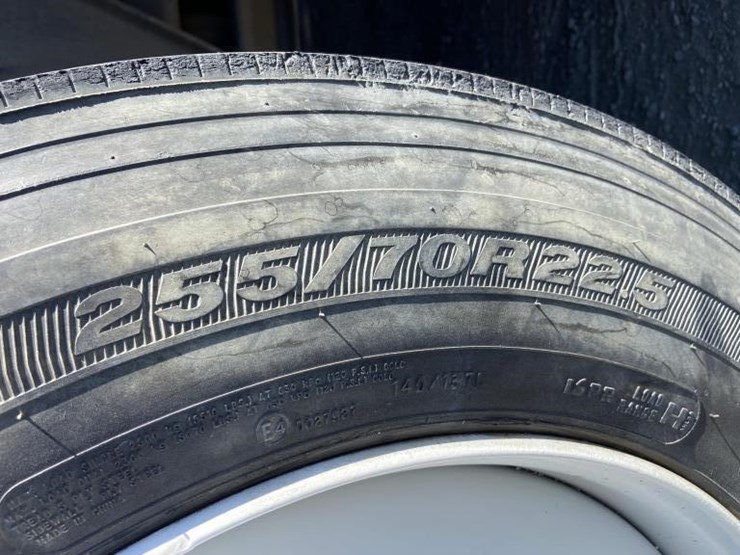 2004-kenworth-w900-image-40