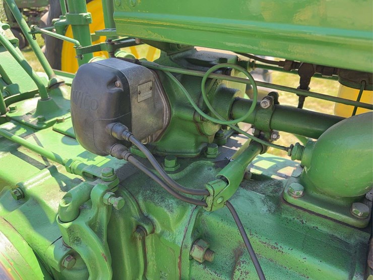 john-deere-b-image-21