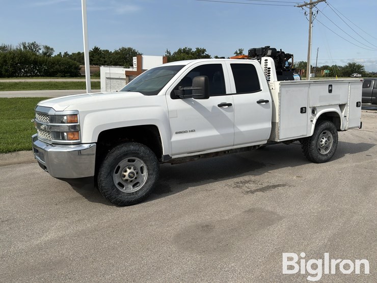 2019-chevrolet-silverado-2500-image-1