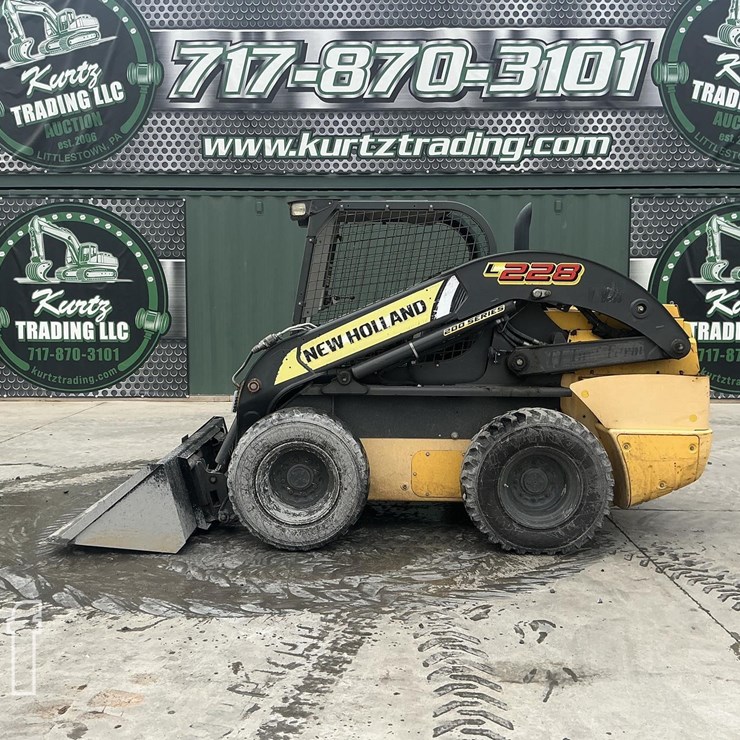 2018 NEW HOLLAND L228