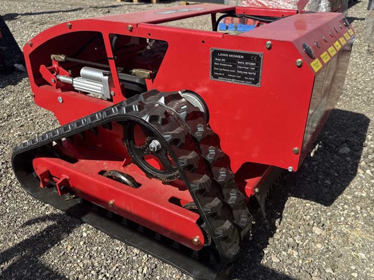 #33-•-remote-controlled-gas-lawn-mower---ft-800-image-5