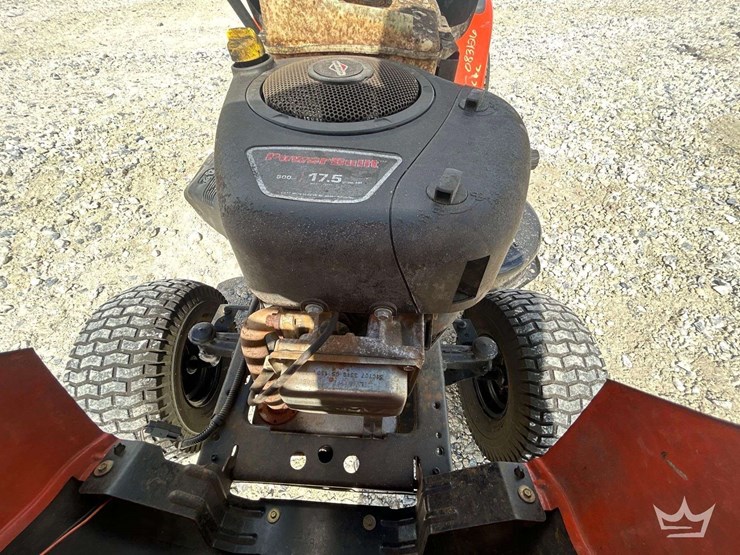 2013-ariens-40in-riding-mower-image-6