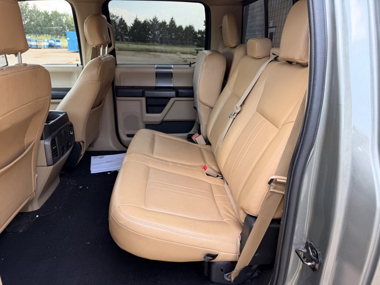2019-ford-f150-xlt-image-7